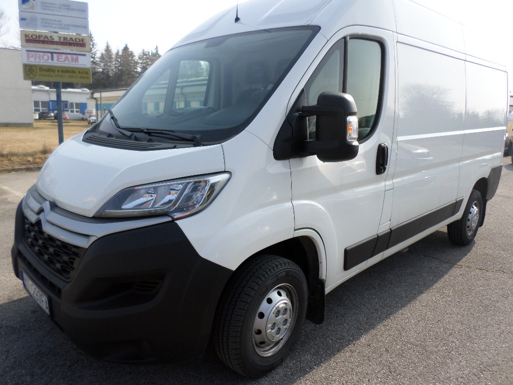 Citroën Jumper 2.0 BlueHDi 130 35 L2H2, MT 297 FA - náhľad