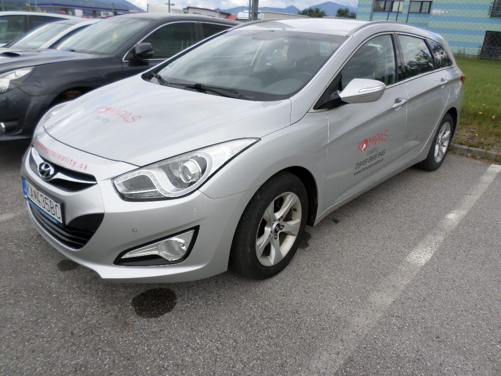 Hyundai i40 CW 1.7 CRDi 136k Style A/T - náhľad