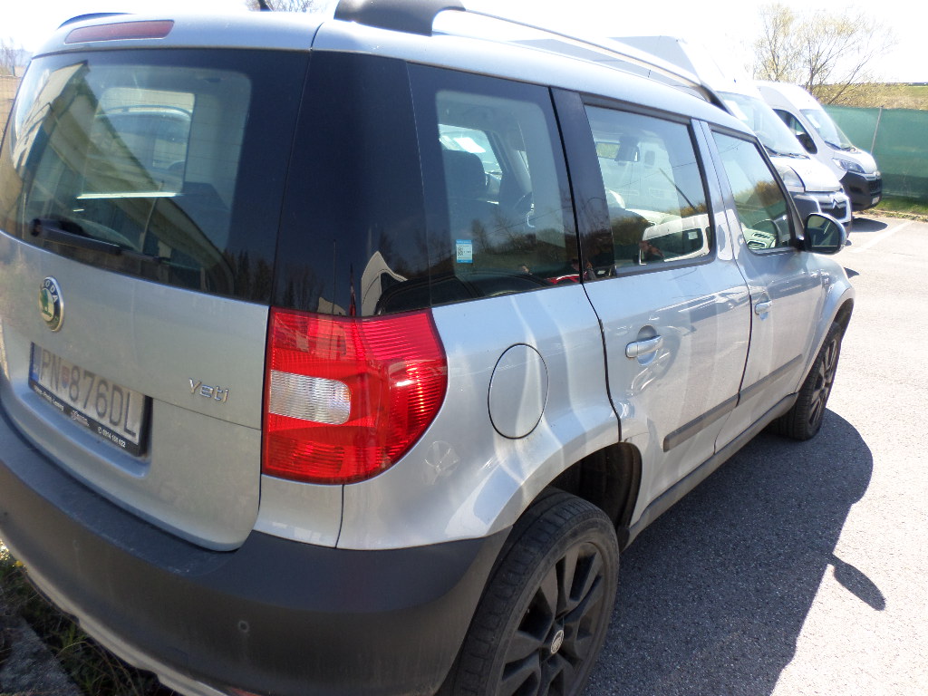 Škoda Yeti 2.0 TDI 140k 4x4 Xtreme DSG - náhľad