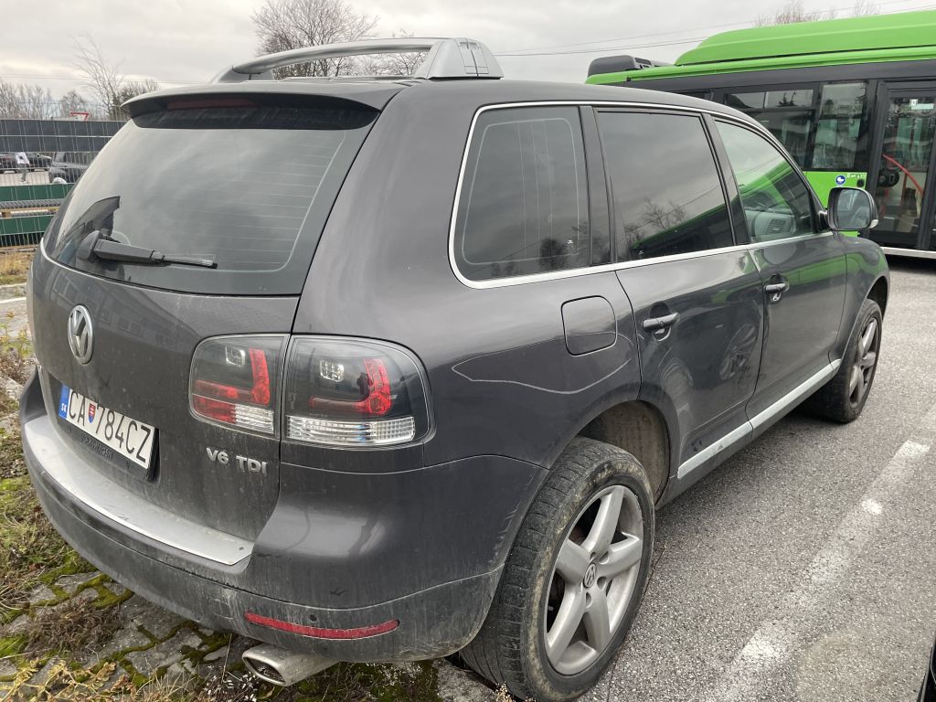 Volkswagen Touareg 3.0 V6 TDI DPF tiptronic - náhľad